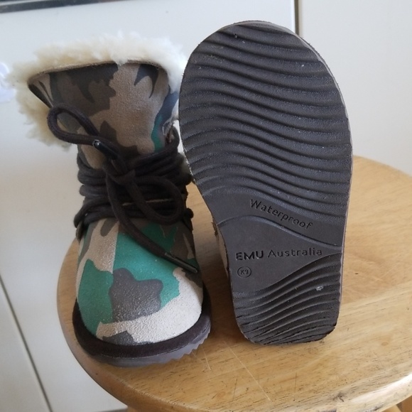 TODDLER EMU WOOL BOOTS CAMOUFLAGE SZ 9 - Picture 4 of 4